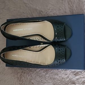 Black peep Adrienne Vittadani pumps